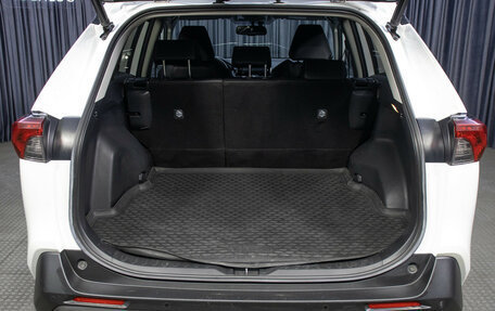 Toyota RAV4, 2020 год, 3 198 000 рублей, 10 фотография