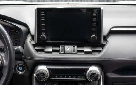 Toyota RAV4, 2020 год, 3 198 000 рублей, 15 фотография