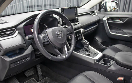 Toyota RAV4, 2020 год, 3 198 000 рублей, 16 фотография