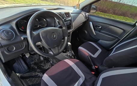 Renault Logan II, 2016 год, 270 000 рублей, 9 фотография