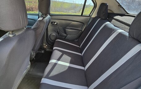 Renault Logan II, 2016 год, 270 000 рублей, 8 фотография