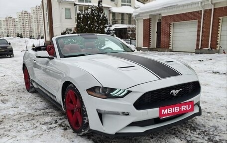 Ford Mustang VI рестайлинг, 2018 год, 2 750 000 рублей, 3 фотография
