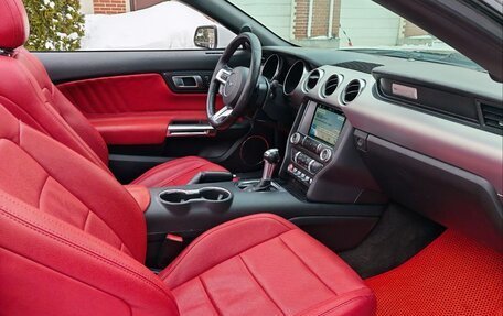 Ford Mustang VI рестайлинг, 2018 год, 2 750 000 рублей, 12 фотография