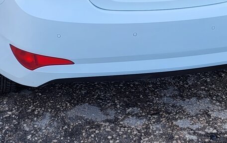 Hyundai Solaris II рестайлинг, 2015 год, 1 150 000 рублей, 2 фотография