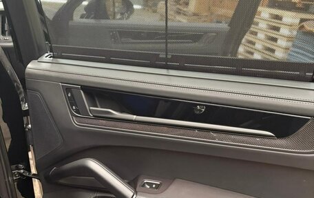 Porsche Cayenne III, 2025 год, 30 604 704 рублей, 13 фотография