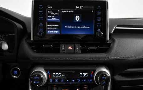 Toyota RAV4, 2020 год, 2 900 000 рублей, 16 фотография