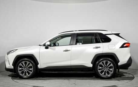 Toyota RAV4, 2020 год, 2 900 000 рублей, 8 фотография