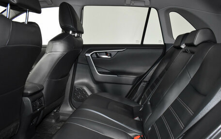 Toyota RAV4, 2020 год, 2 900 000 рублей, 13 фотография