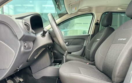 Renault Sandero II рестайлинг, 2017 год, 980 000 рублей, 10 фотография