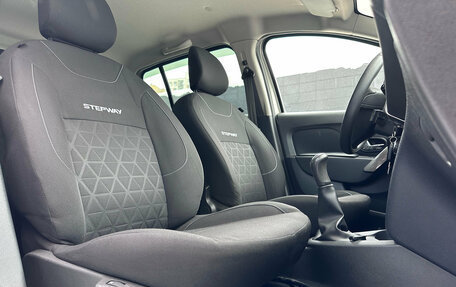 Renault Sandero II рестайлинг, 2017 год, 980 000 рублей, 19 фотография