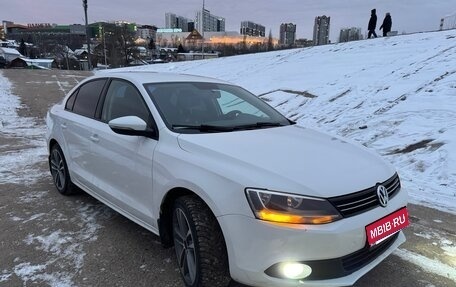 Volkswagen Jetta VI, 2013 год, 865 000 рублей, 5 фотография