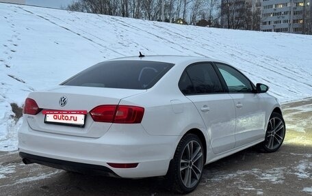 Volkswagen Jetta VI, 2013 год, 865 000 рублей, 7 фотография