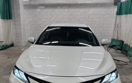Toyota Camry, 2019 год, 2 550 000 рублей, 1 фотография