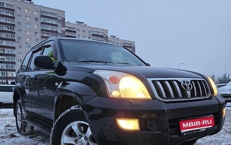 Toyota Land Cruiser Prado 120 рестайлинг, 2006 год, 1 790 000 рублей, 1 фотография
