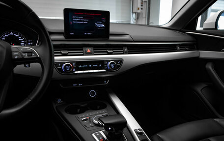 Audi A4, 2018 год, 2 590 000 рублей, 1 фотография