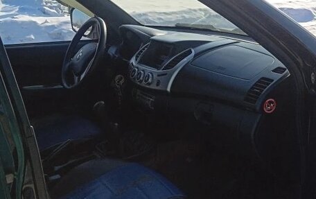 Mitsubishi L200 IV рестайлинг, 2014 год, 1 650 000 рублей, 19 фотография