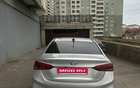 Hyundai Solaris II рестайлинг, 2017 год, 1 270 000 рублей, 3 фотография