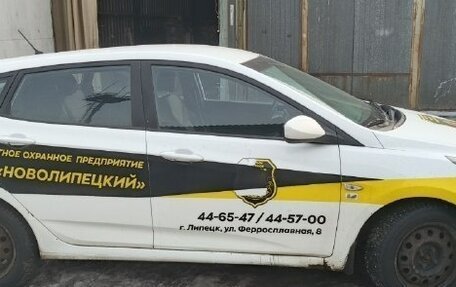 Hyundai Solaris II рестайлинг, 2012 год, 460 000 рублей, 2 фотография