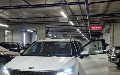 KIA Carnival, 2021 год, 4 200 000 рублей, 2 фотография