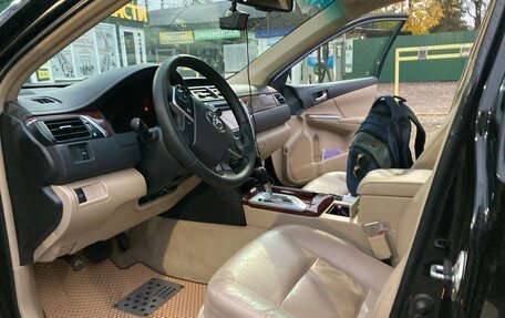 Toyota Camry, 2012 год, 1 550 000 рублей, 2 фотография