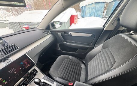 Volkswagen Passat B7, 2011 год, 1 400 000 рублей, 6 фотография