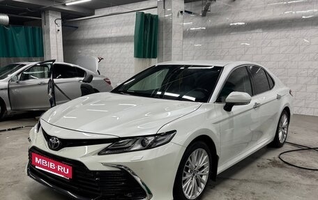 Toyota Camry, 2019 год, 2 550 000 рублей, 4 фотография