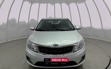 KIA Rio III рестайлинг, 2013 год, 870 000 рублей, 2 фотография
