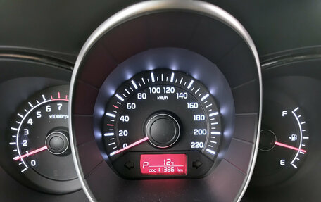 KIA Rio III рестайлинг, 2013 год, 870 000 рублей, 16 фотография