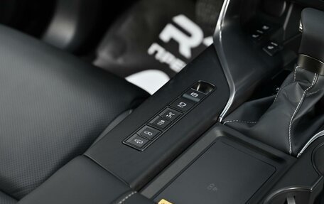 Lexus LX, 2025 год, 16 790 000 рублей, 18 фотография