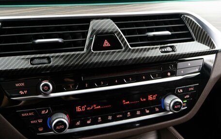 BMW 5 серия, 2019 год, 3 883 055 рублей, 15 фотография