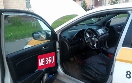 Hyundai Solaris II рестайлинг, 2015 год, 521 000 рублей, 8 фотография