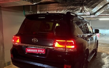 Toyota Land Cruiser 200, 2020 год, 8 500 000 рублей, 3 фотография