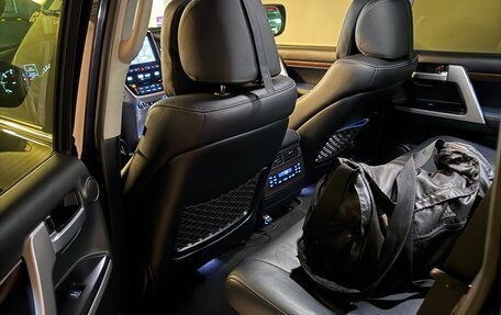 Toyota Land Cruiser 200, 2020 год, 8 500 000 рублей, 6 фотография