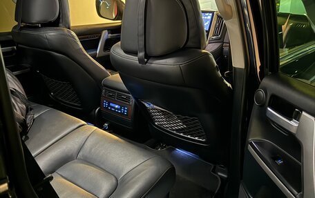 Toyota Land Cruiser 200, 2020 год, 8 500 000 рублей, 8 фотография