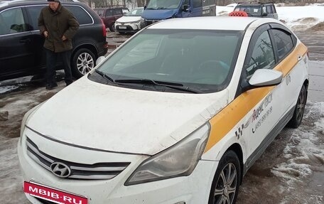 Hyundai Solaris II рестайлинг, 2016 год, 425 000 рублей, 2 фотография