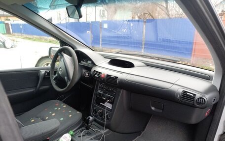 Mercedes-Benz Vaneo, 2002 год, 650 000 рублей, 7 фотография