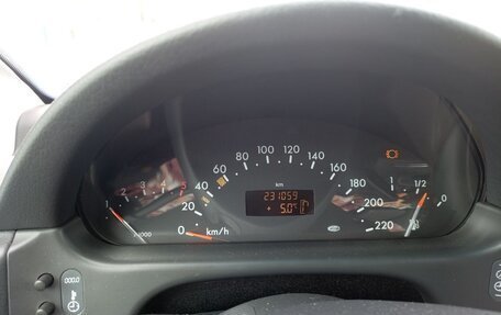 Mercedes-Benz Vaneo, 2002 год, 650 000 рублей, 17 фотография