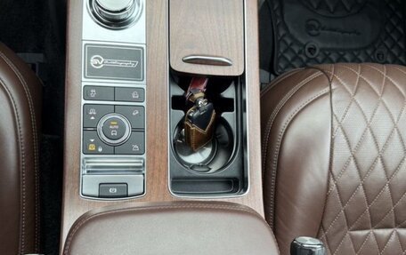 Land Rover Range Rover IV рестайлинг, 2019 год, 11 000 000 рублей, 16 фотография