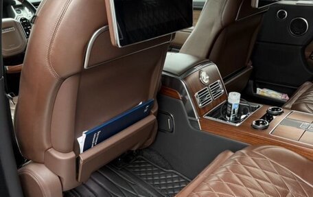 Land Rover Range Rover IV рестайлинг, 2019 год, 11 000 000 рублей, 21 фотография