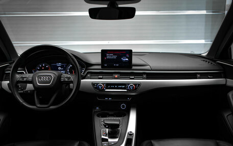 Audi A4, 2018 год, 2 590 000 рублей, 8 фотография