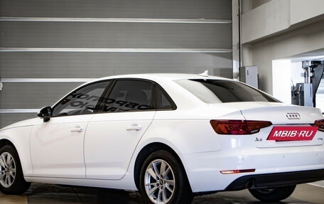 Audi A4, 2018 год, 2 590 000 рублей, 6 фотография