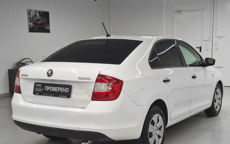 Skoda Rapid I, 2016 год, 1 085 000 рублей, 6 фотография