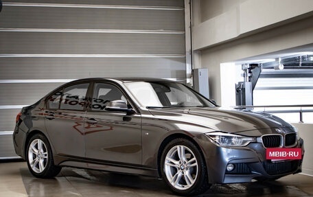 BMW 3 серия, 2017 год, 2 500 000 рублей, 3 фотография