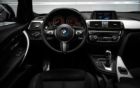 BMW 3 серия, 2017 год, 2 500 000 рублей, 9 фотография