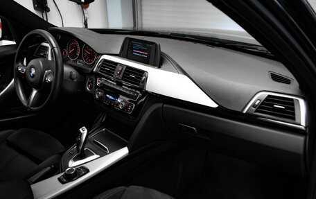 BMW 3 серия, 2017 год, 2 500 000 рублей, 27 фотография