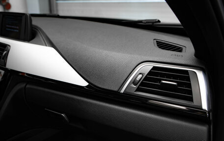 BMW 3 серия, 2017 год, 2 500 000 рублей, 28 фотография