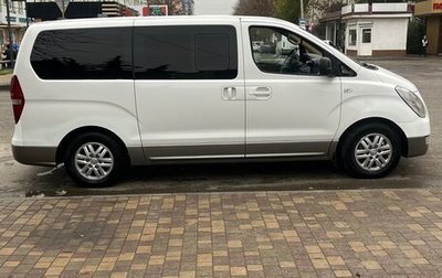 Hyundai H-1 II рестайлинг, 2017 год, 2 200 000 рублей, 1 фотография