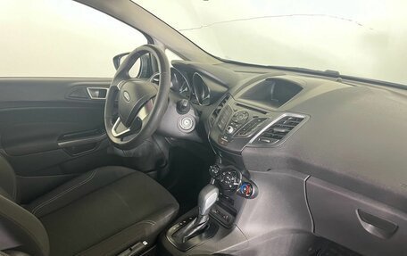 Ford Fiesta, 2016 год, 786 000 рублей, 11 фотография