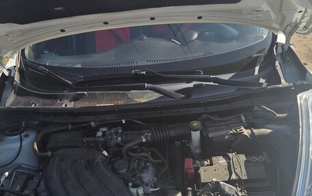 Nissan Juke II, 2012 год, 900 000 рублей, 6 фотография