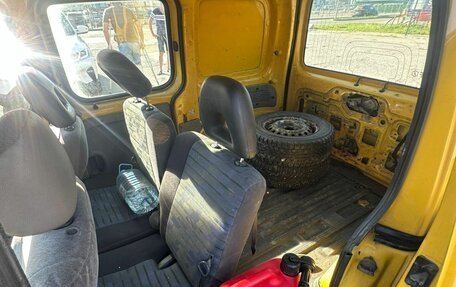 Renault Kangoo II рестайлинг, 2002 год, 125 500 рублей, 7 фотография